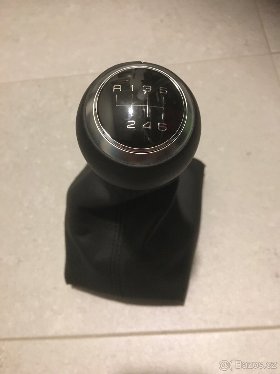 Audi A3, TT Stronic - řadicí páky