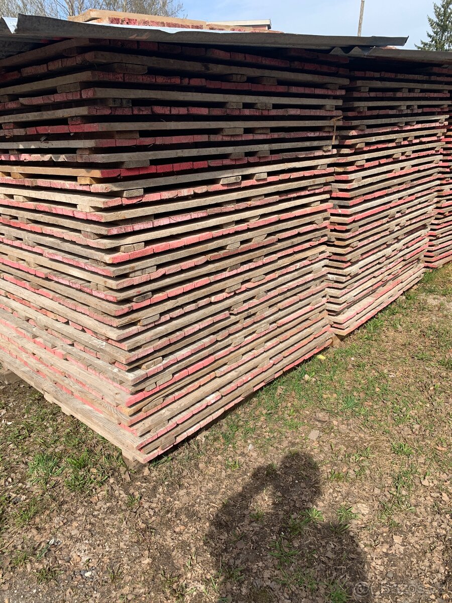 Podlážky na lešení