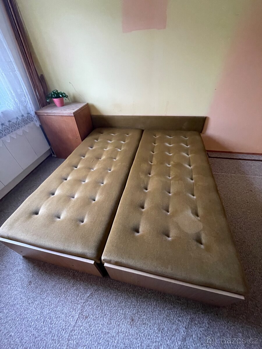 Prodám 2 postele s úložným prostorem