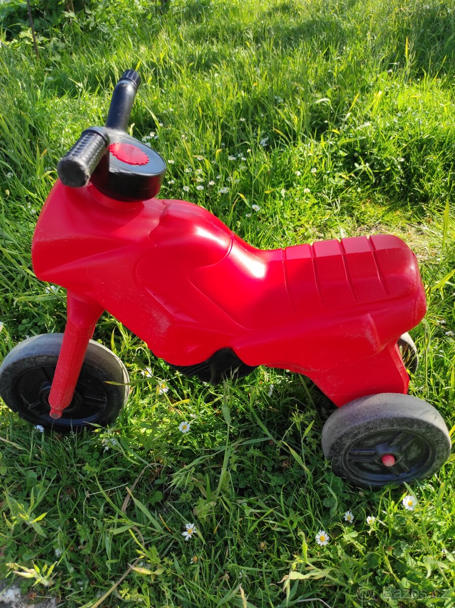 Dětská plastová motorka