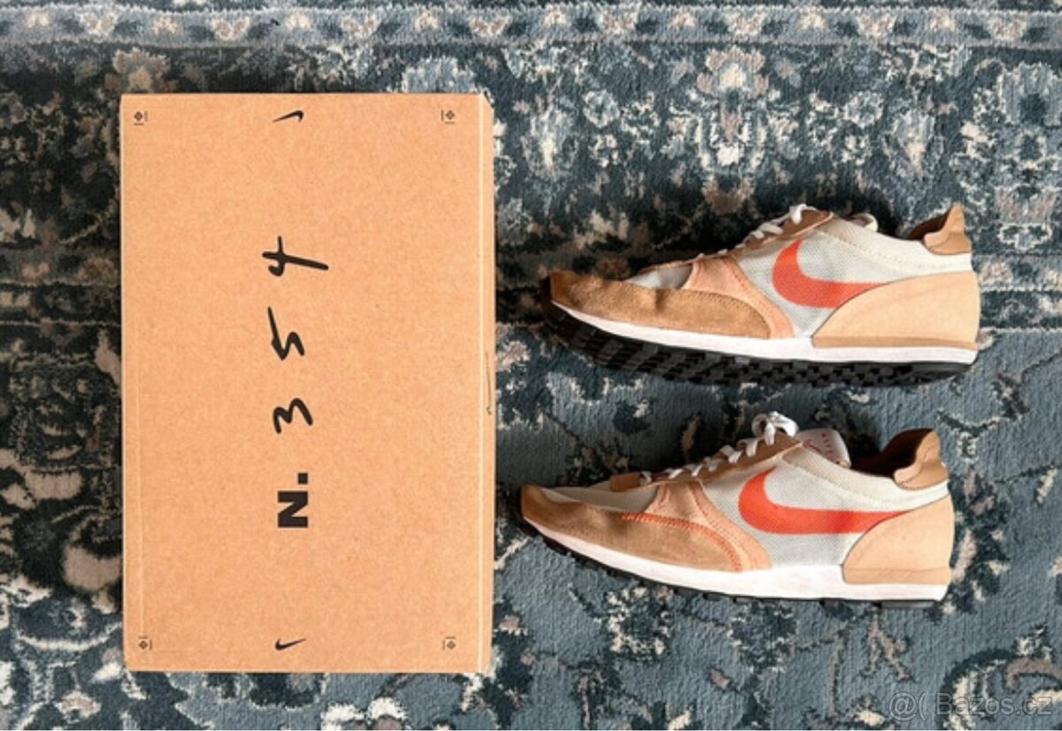 Nike tenisky