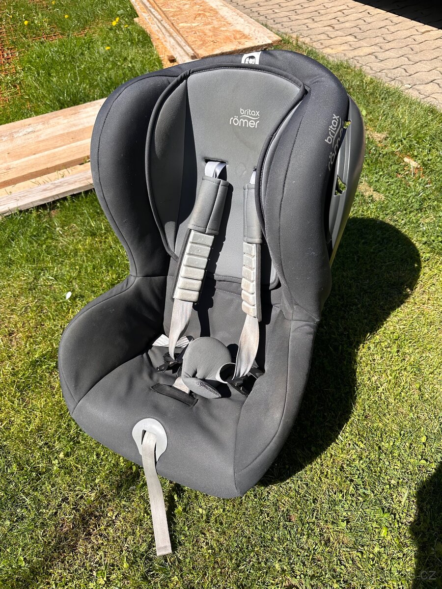 Britax Römer Duo plus 2020 Storm Grey