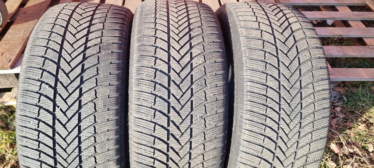 285/45r21 Bridgestone Blizzak LM005 zimní 3ks
