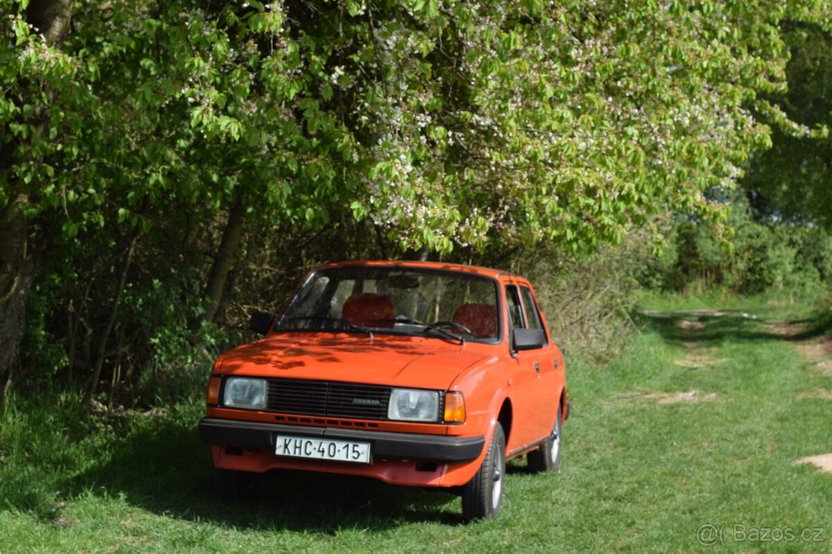 Škoda 120L
