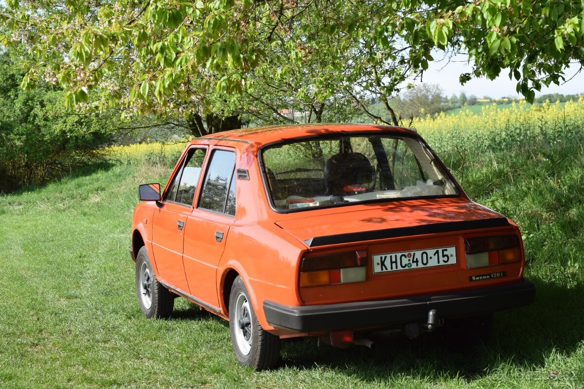 Škoda 120L