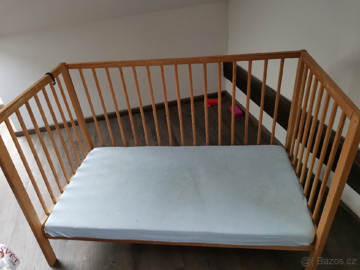 Dětská postýlka