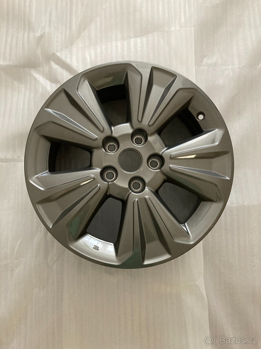 Litý disk Suzuki Vitara 17"