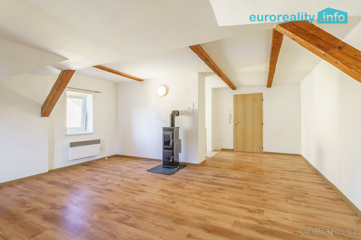 Prodej, byt, 1+kk, 40 m2, Nejdek - centrum