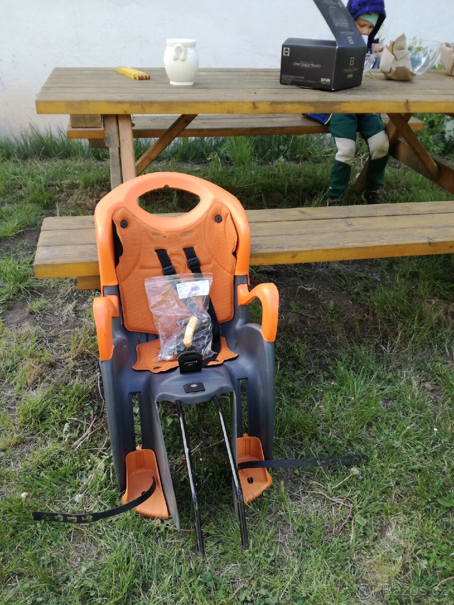Sedačka na kolo