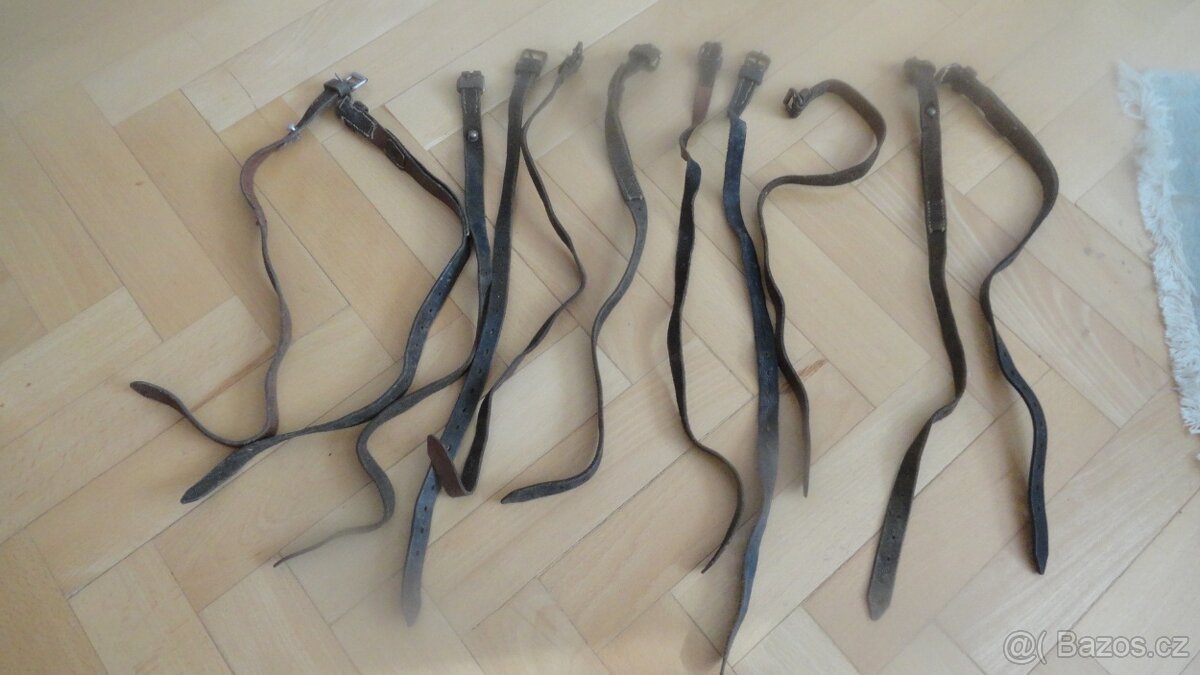 Německé postrojovací řemínky originál 11ks