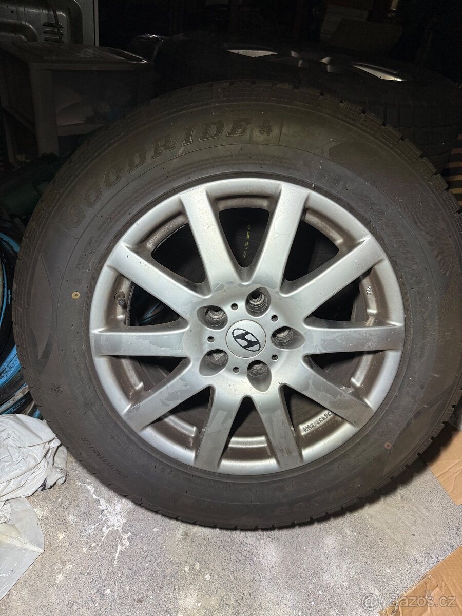 Zimní pneu 235/65 r 17 na alu 7x17 et 41 5x114,3