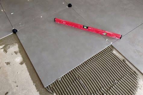 OBKLADAČ RAKOUSKO PRACE DO KONCE ROKU