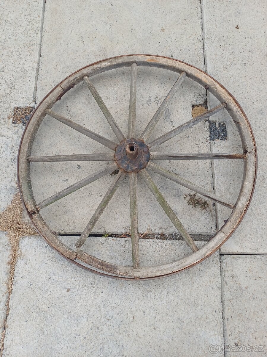 Loukoťové kolo průměr 120 cm