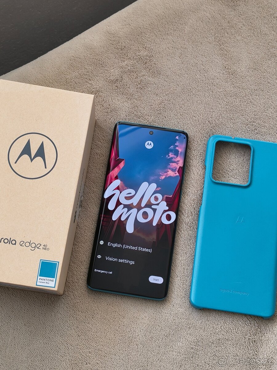 Motorola Edge 40 Neo (rok starý, s fakturou)