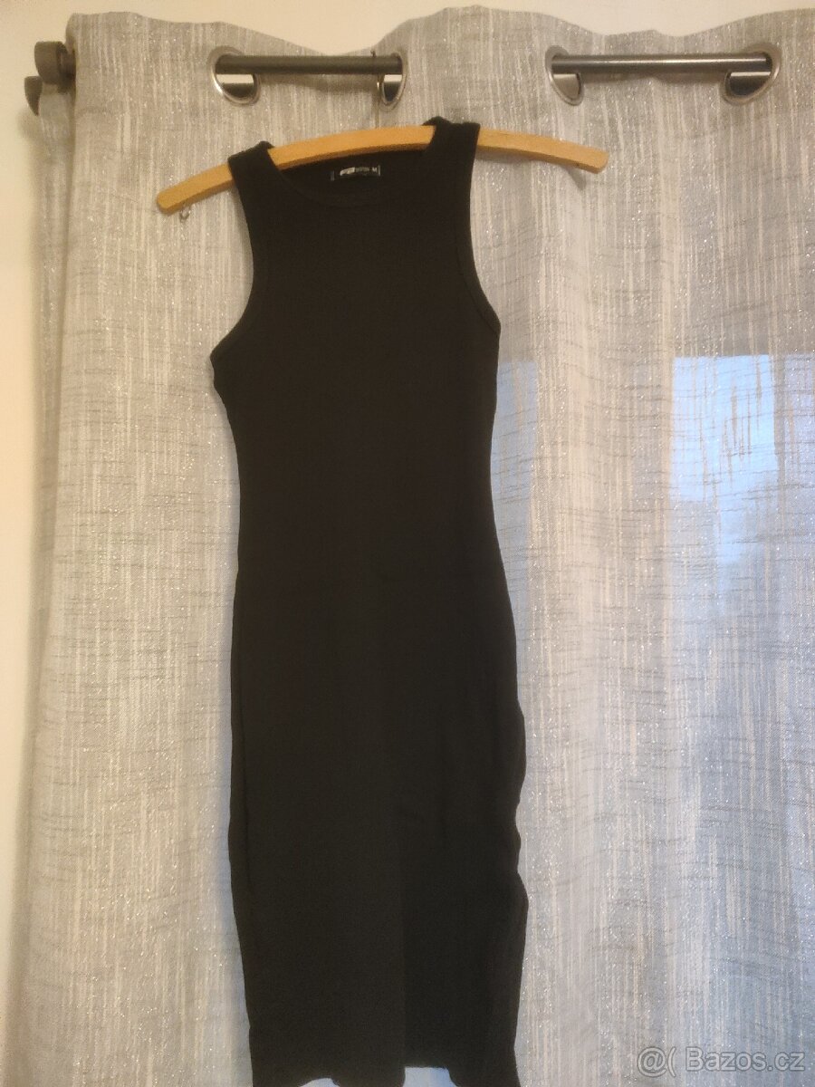 Prodám dámské šaty