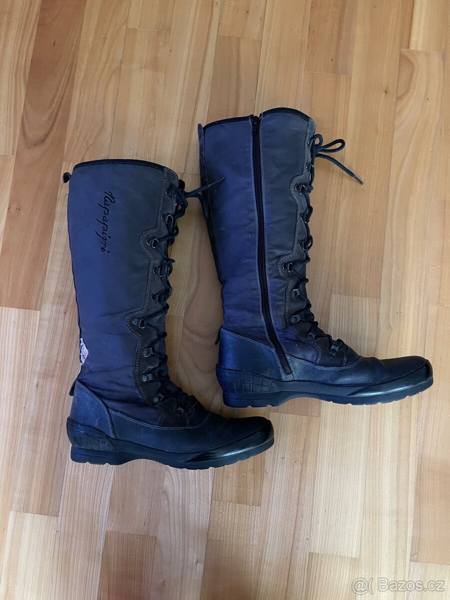 Dámské zimní boty Napapijri vel. 39