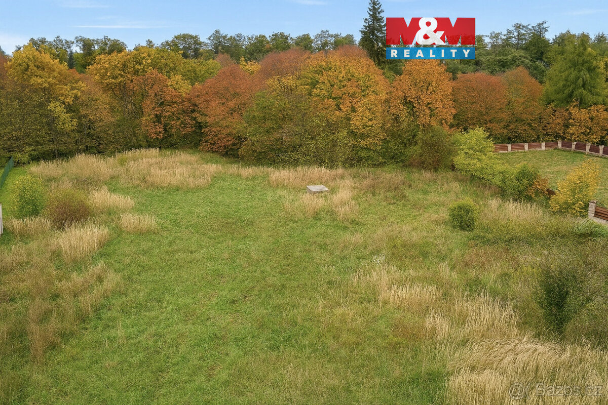 Prodej pozemku k bydlení, 871 m², Ohrobec, ul. K Vranému