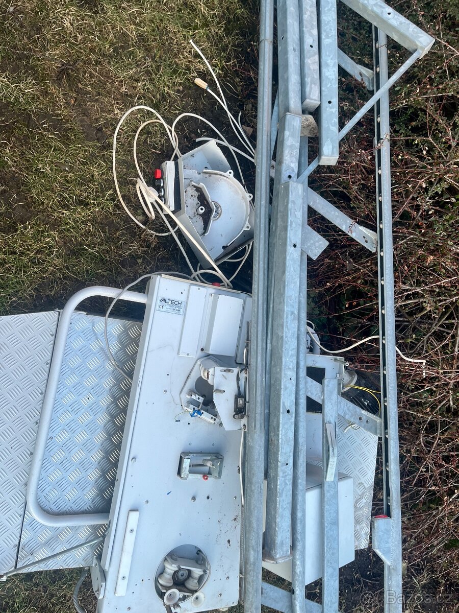 Plošina pro vozíčkáře altech