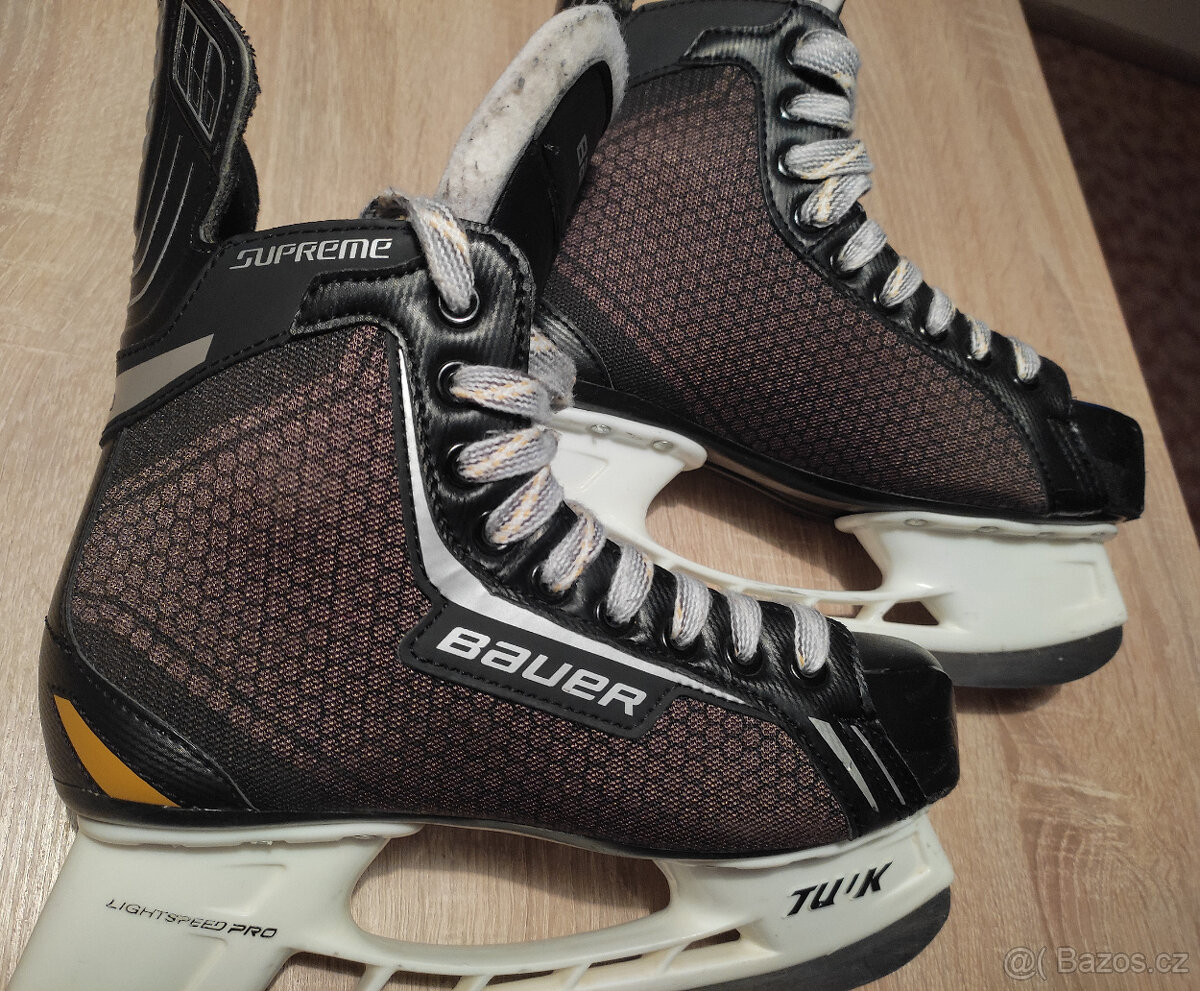 Hokejové brusle Bauer SUPREME, nože TUUK