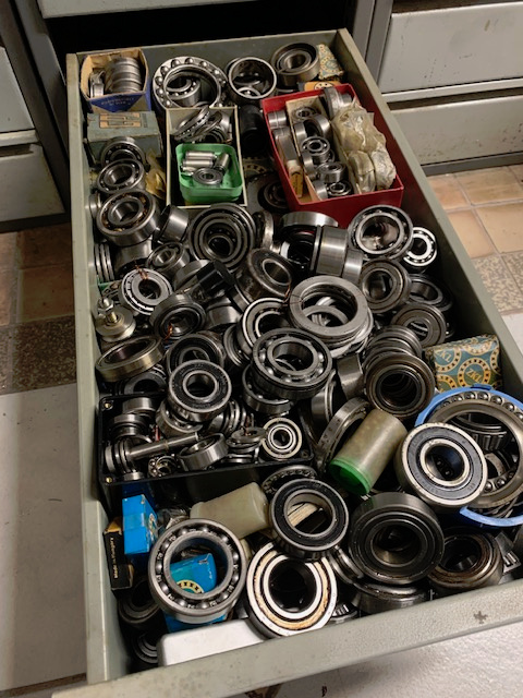 Prodám ložiska dle fotografie