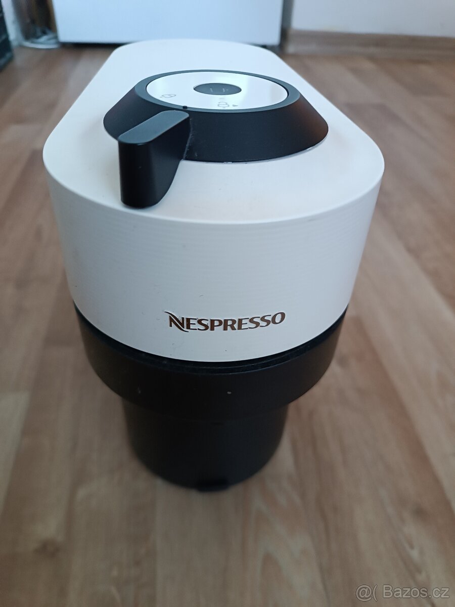 Kávovar Nespresso vertuo