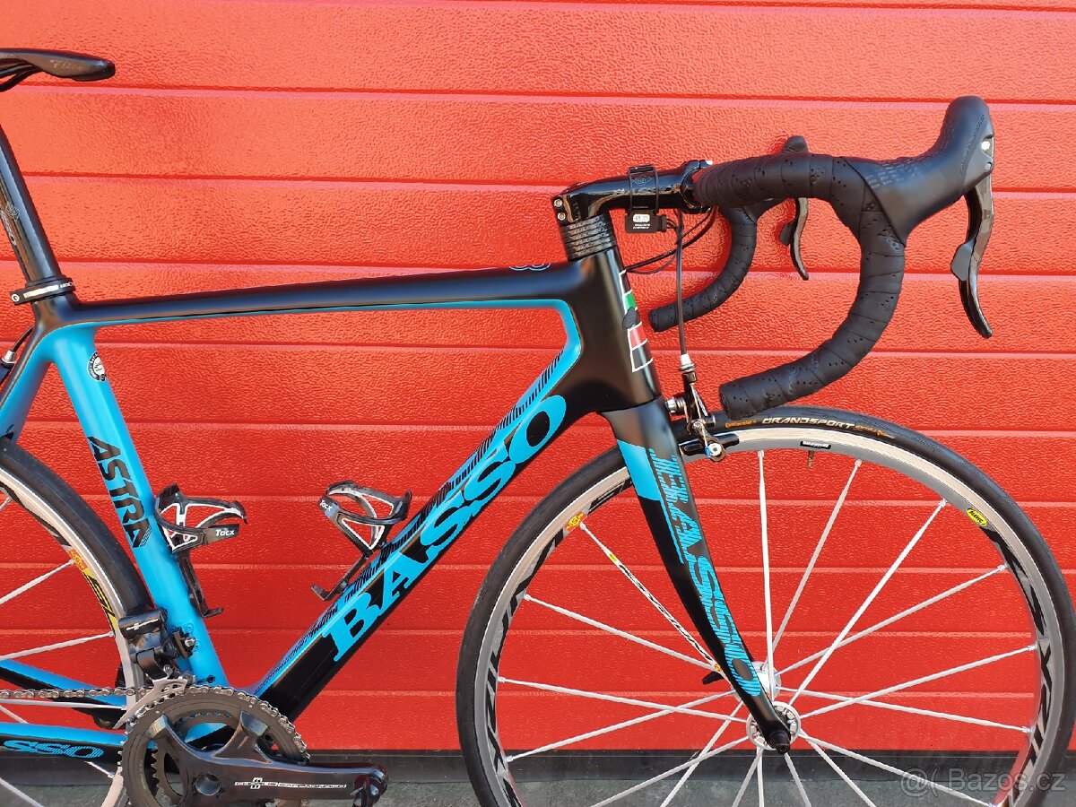 Silniční kolo Basso Astra (Campagnolo)