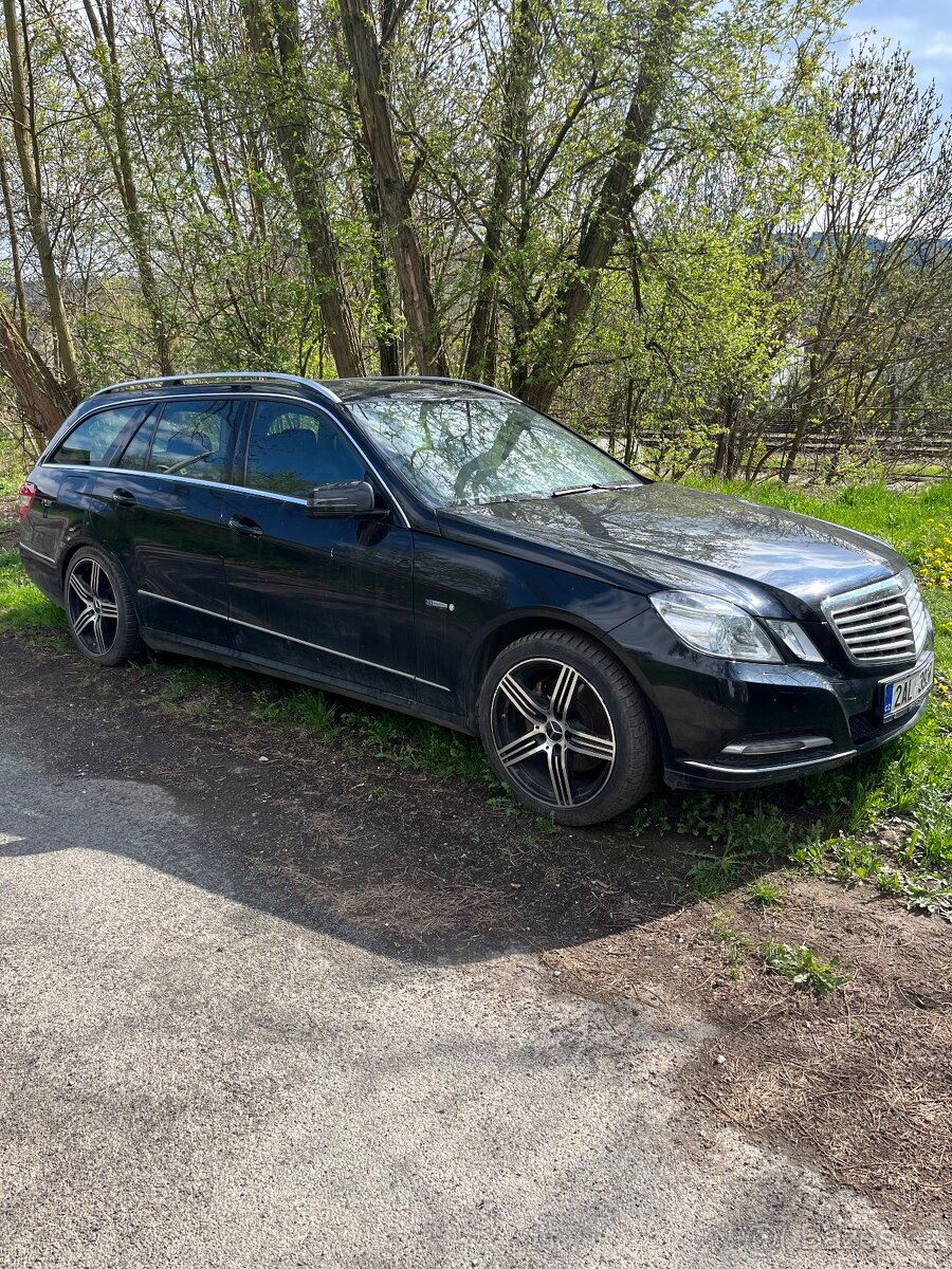 Mercedes Benz E250 2011