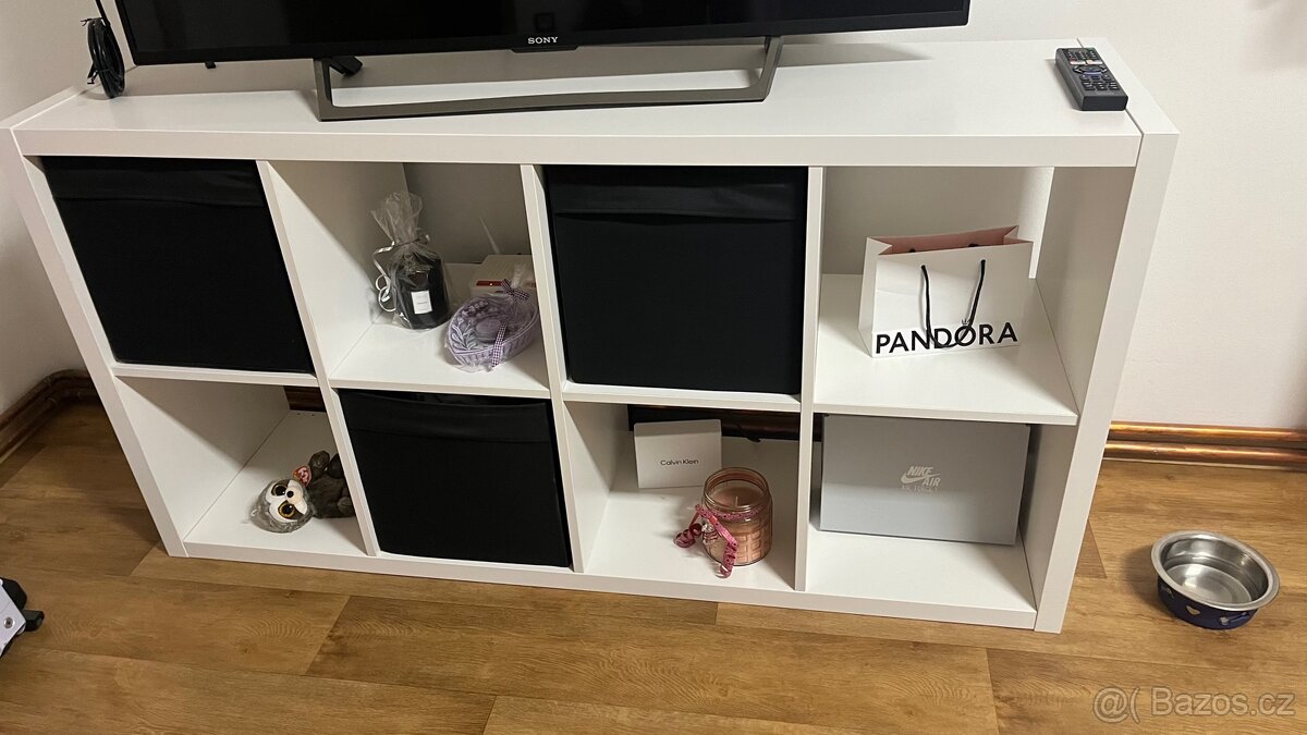 Police Ikea