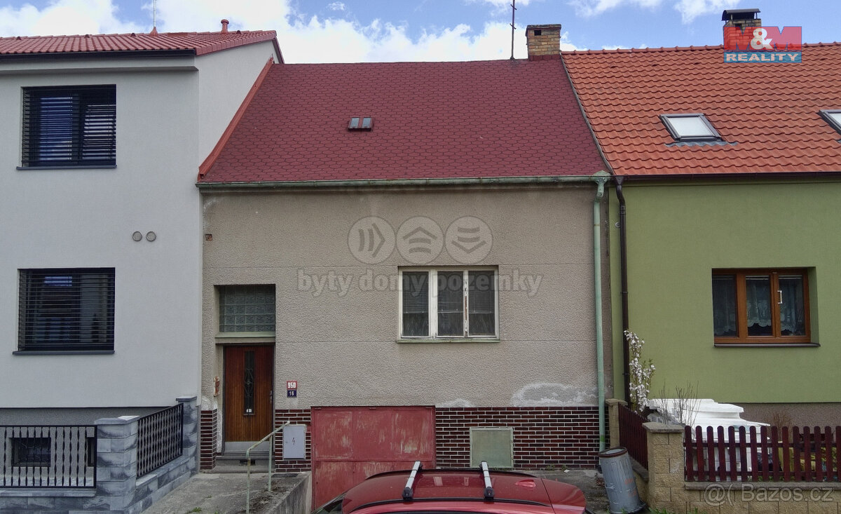 Prodej, rodinný dům 140 m2, pozemek 220 m2, Husinecká, Tábor