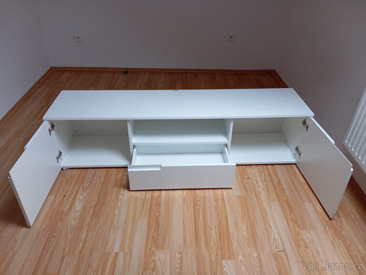 Tv stolek bílý LESK