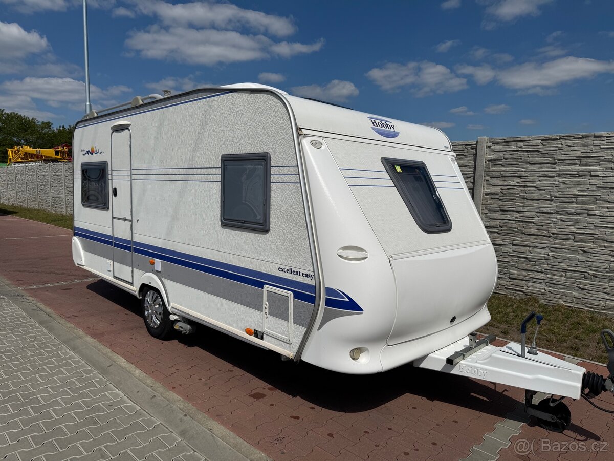Hobby 460 UFE 2004 KLIMATIZACE, MOVER, STAN