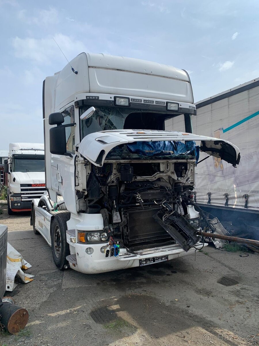 SCANIA V8 560 EURO 5