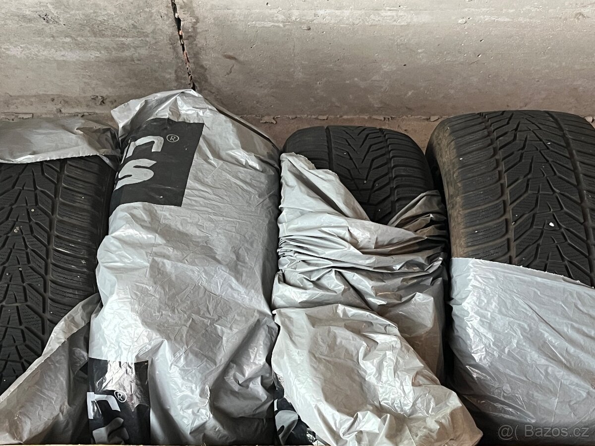 Hankook 285/45 R19 Winter icept evo3 X (BMW X5)