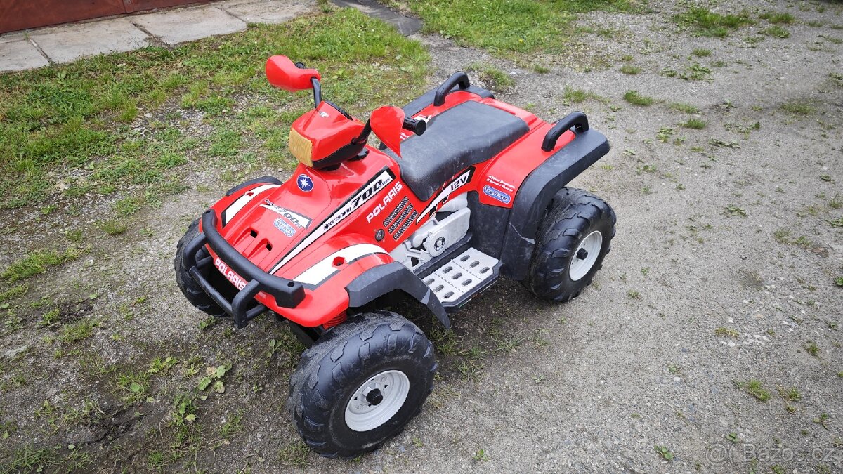 Dětská elektrická čtyřkolka Peg Pérego 12V