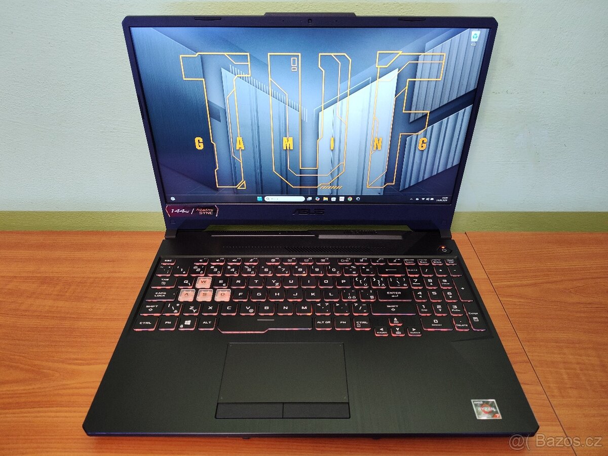 Asus A15,RTX-3070-8 GB,R-7-5800h,TOP Stav.