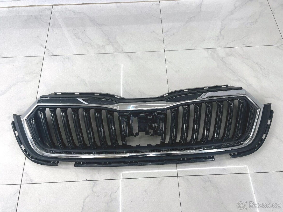 NOVÁ MASKA KAPOTY • ŠKODA OCTAVIA 4 • ZASÍLÁME