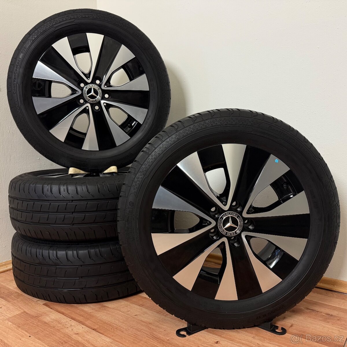MERCEDES V / VITO W447 5x112 R17 ET51+LETNÍ 225/55R17 6mm