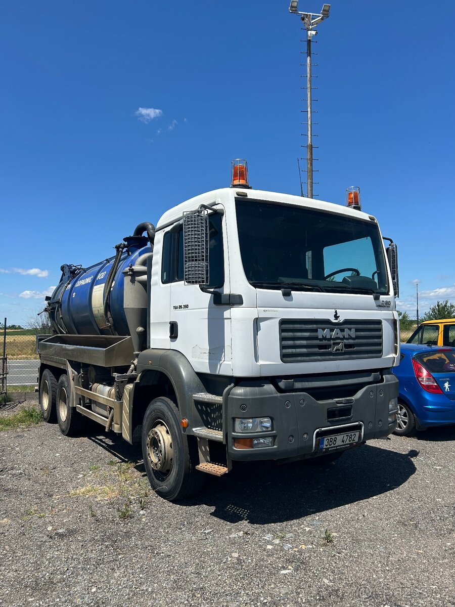 MAN TGA 26.350 Fekál 6x4