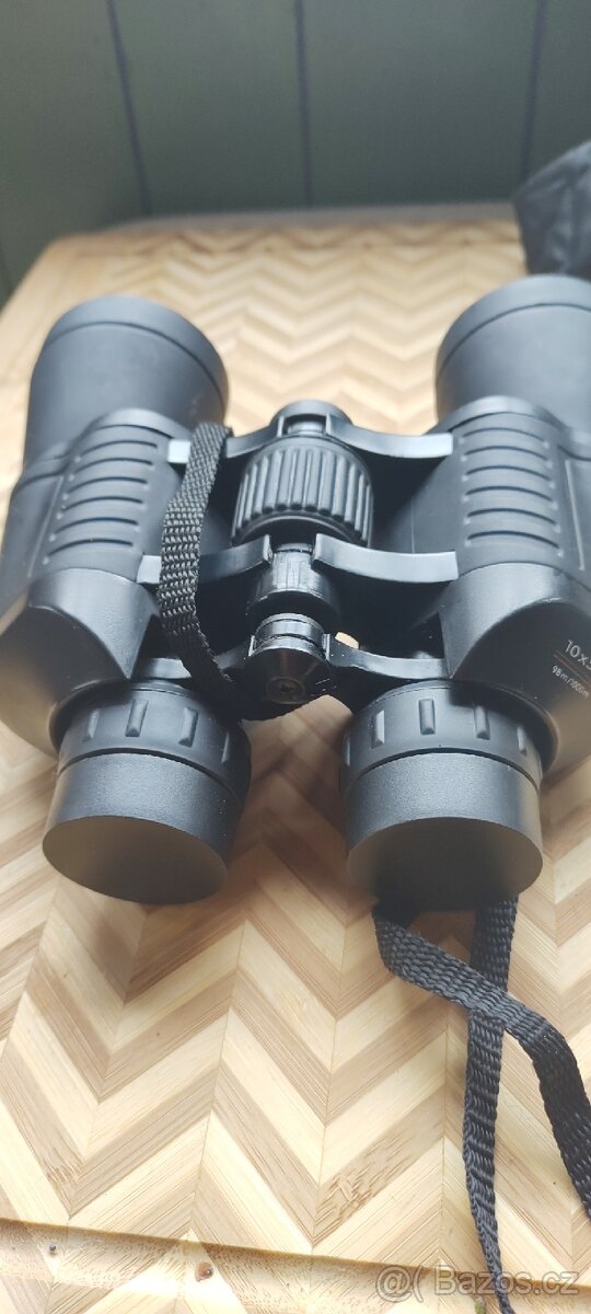 Dalekohled 10x50 nový