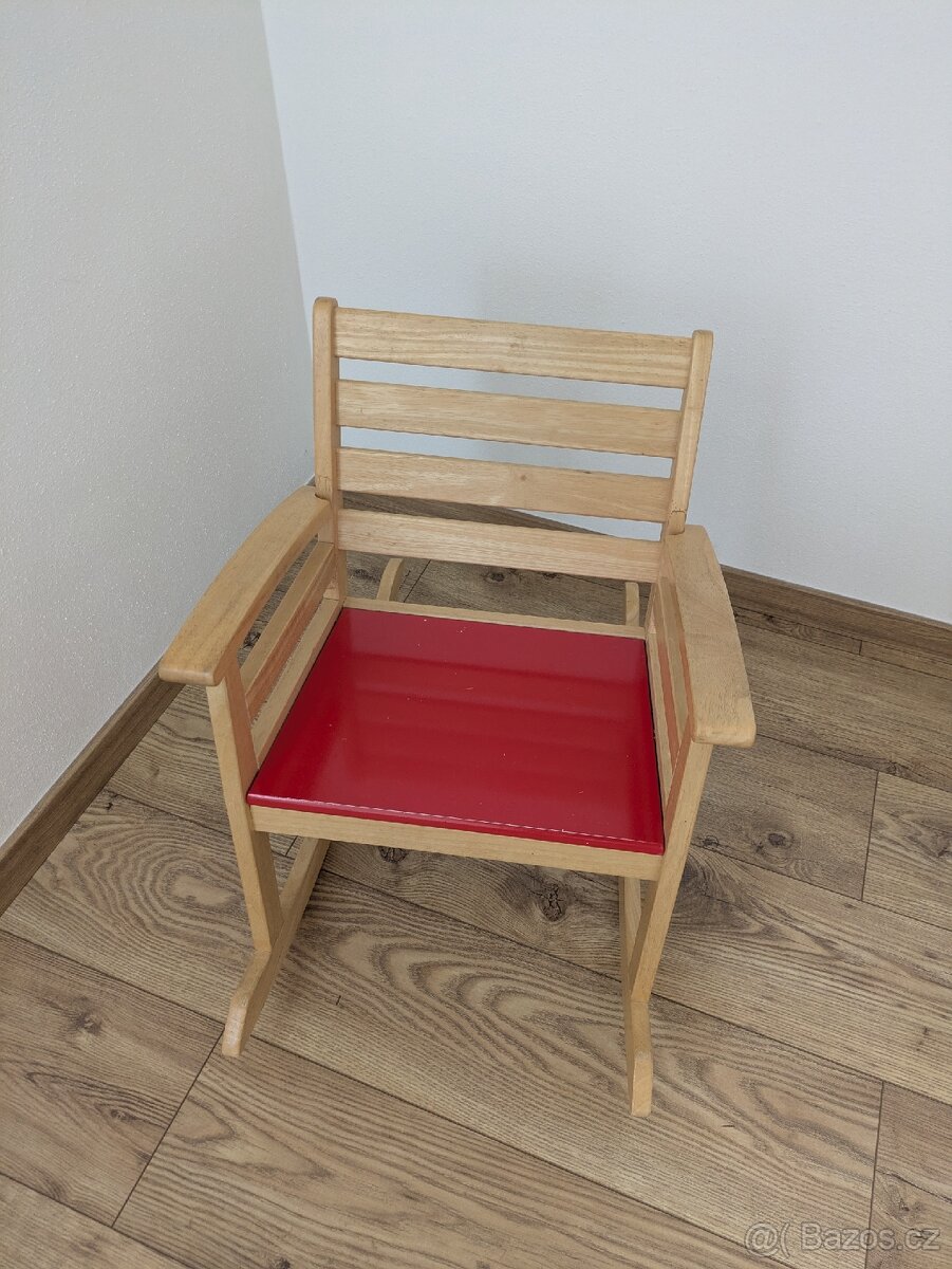 Dětské houpací křeslo