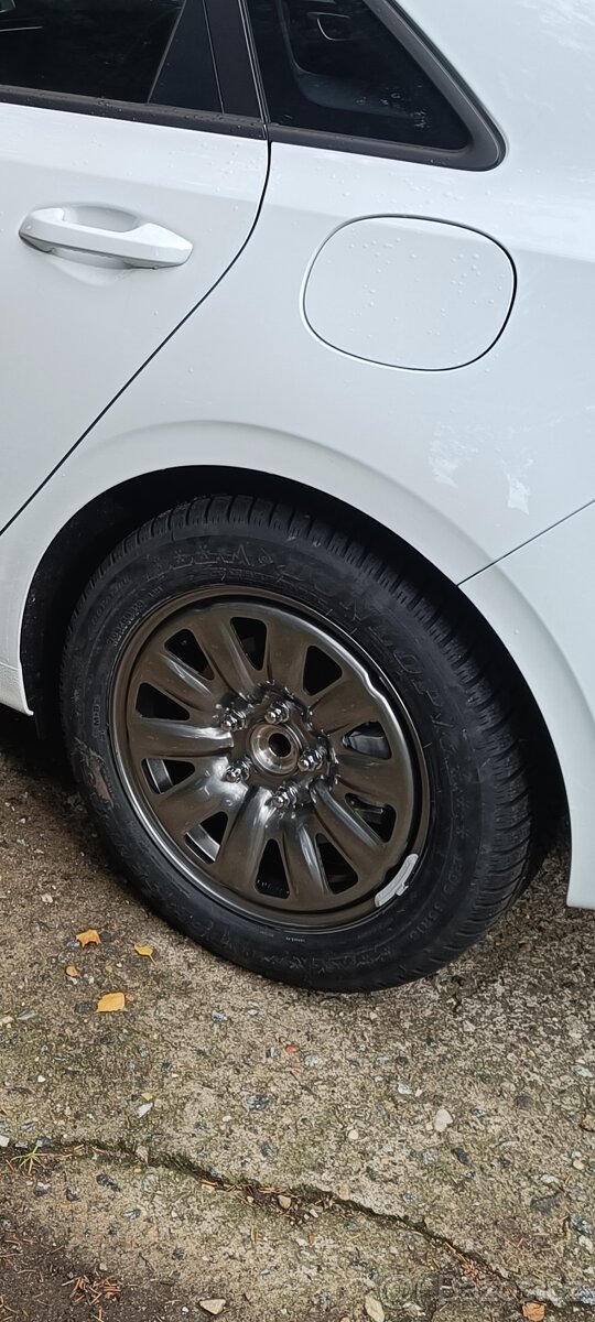 Zimní kola Kia ceed (Dunlop Winter sport 5)