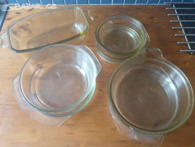 Zapékací skleněné dozy (cena za vše)