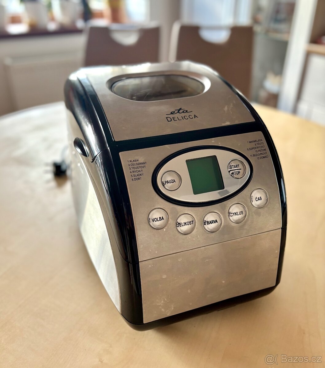 Domácí pekárna Eta Delicca