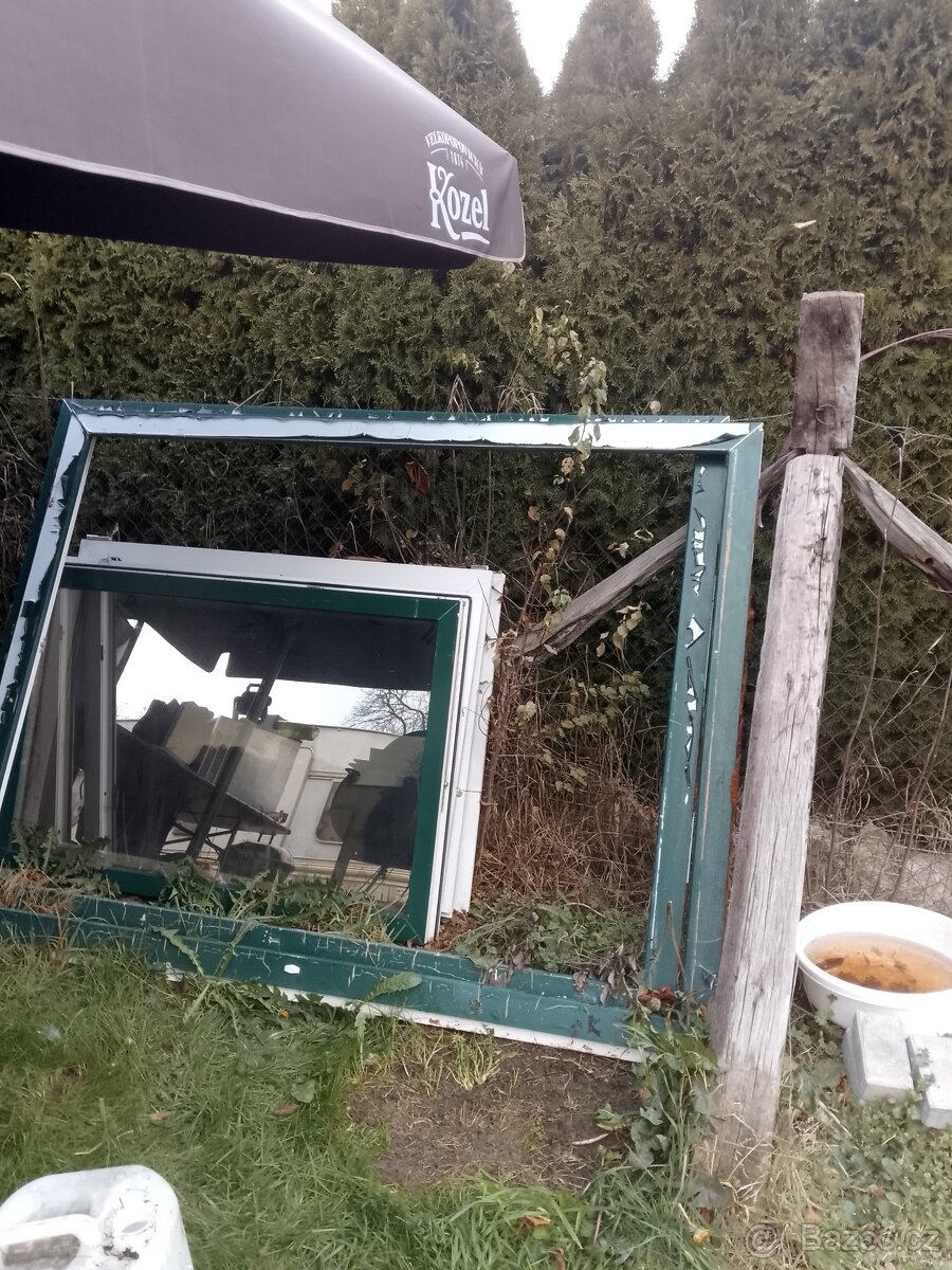 Okna , pípa , hnětač