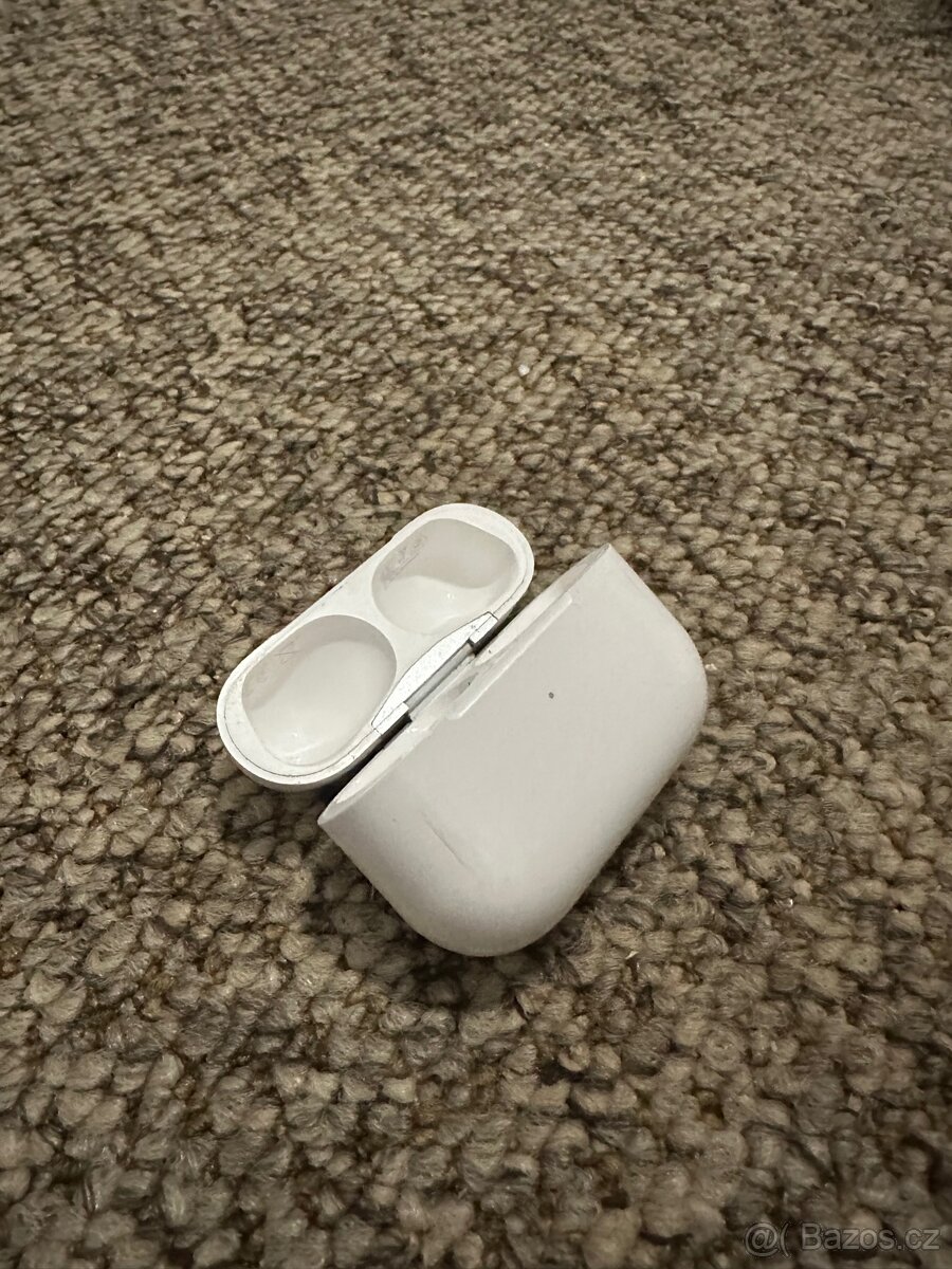 Krabička Apple airpods pro 2