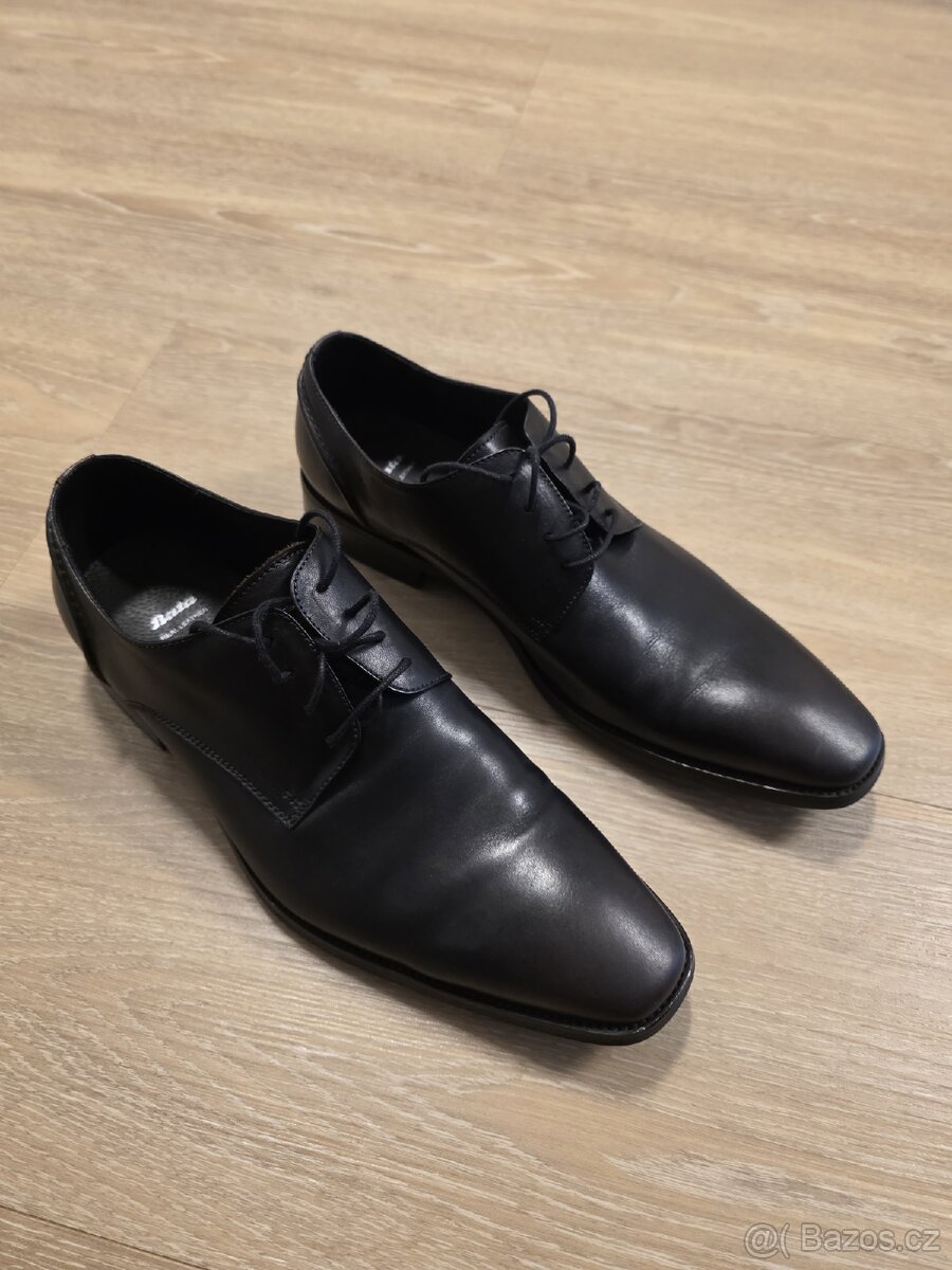 Polobotky Baťa vel. 44 černé kožené NOVÉ