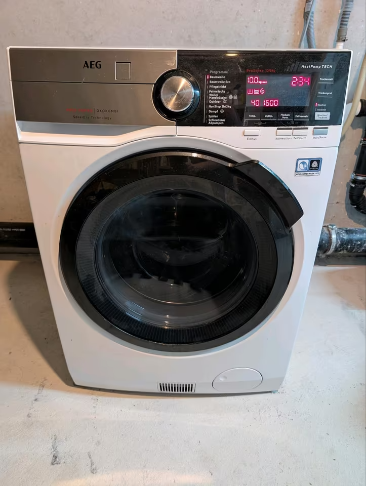 Pračka se sušičkou AEG řady 9000