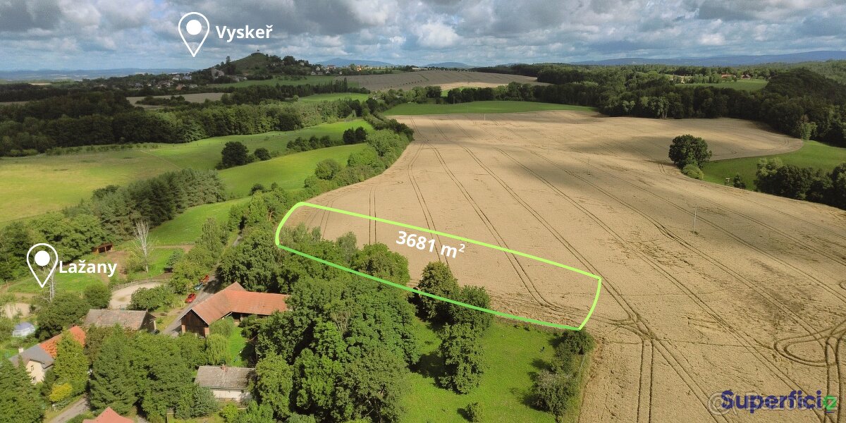 Prodej pole 3681 m² Vyskeř
