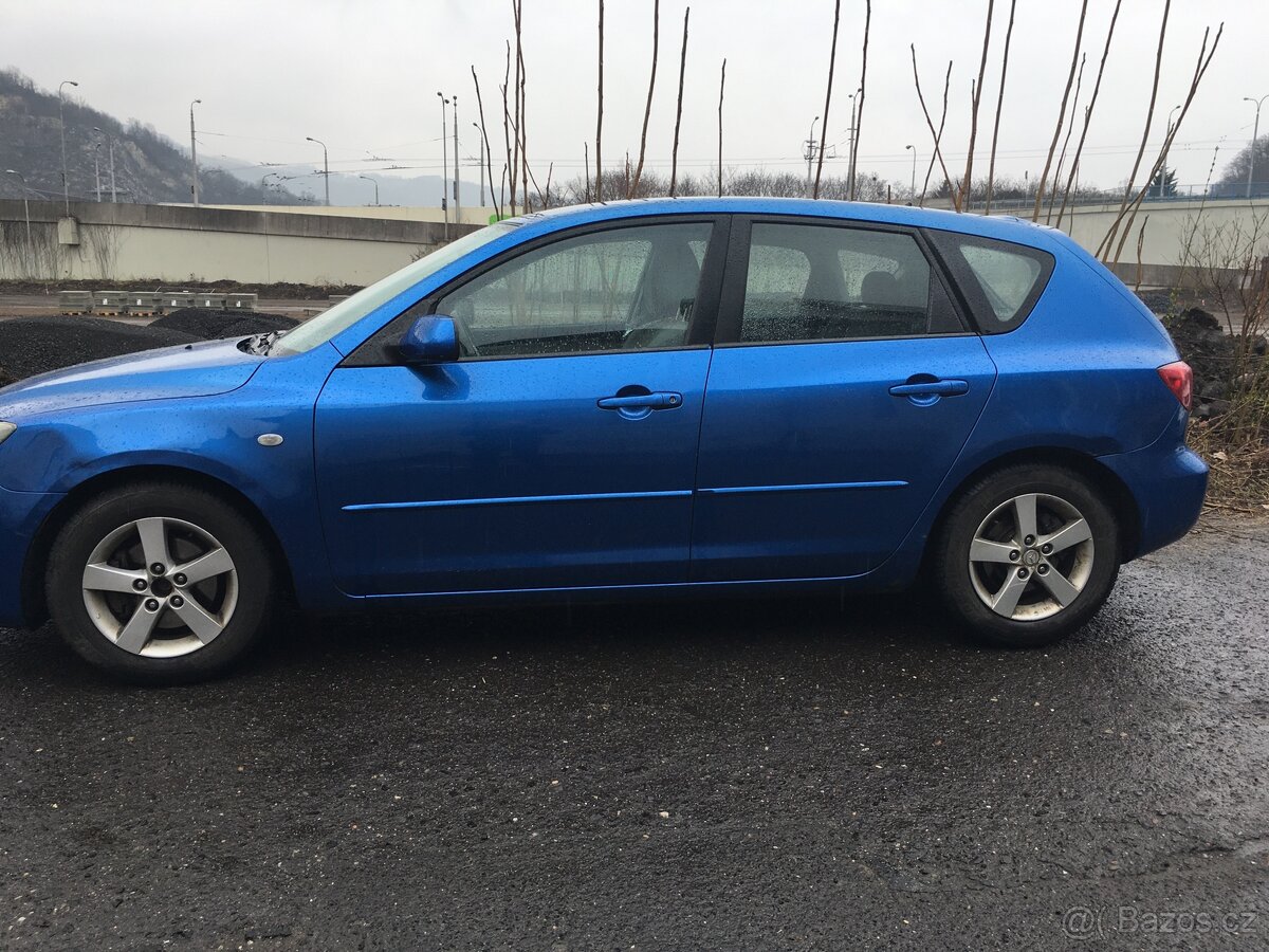 Mazda 3 .2005 1.6 benz