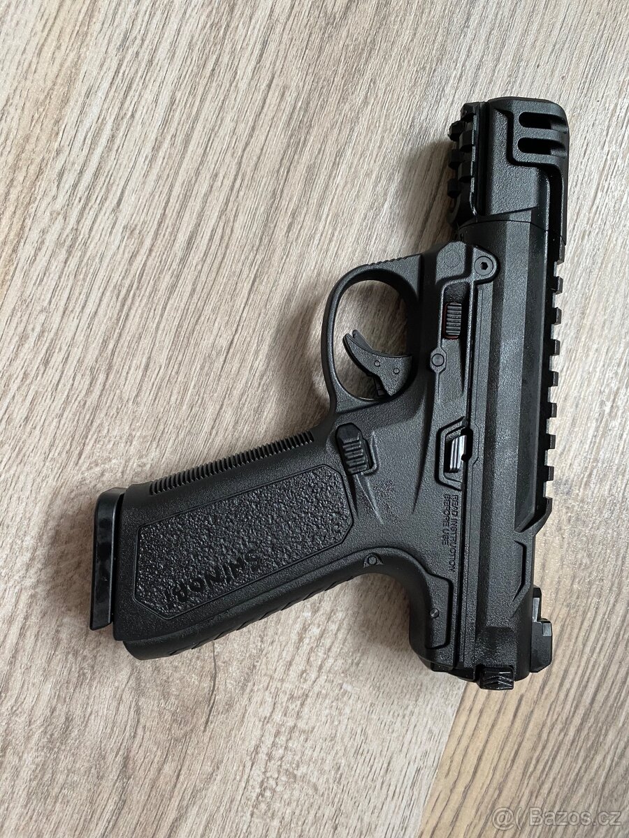 Airsoft GBB pistole AAP-01C